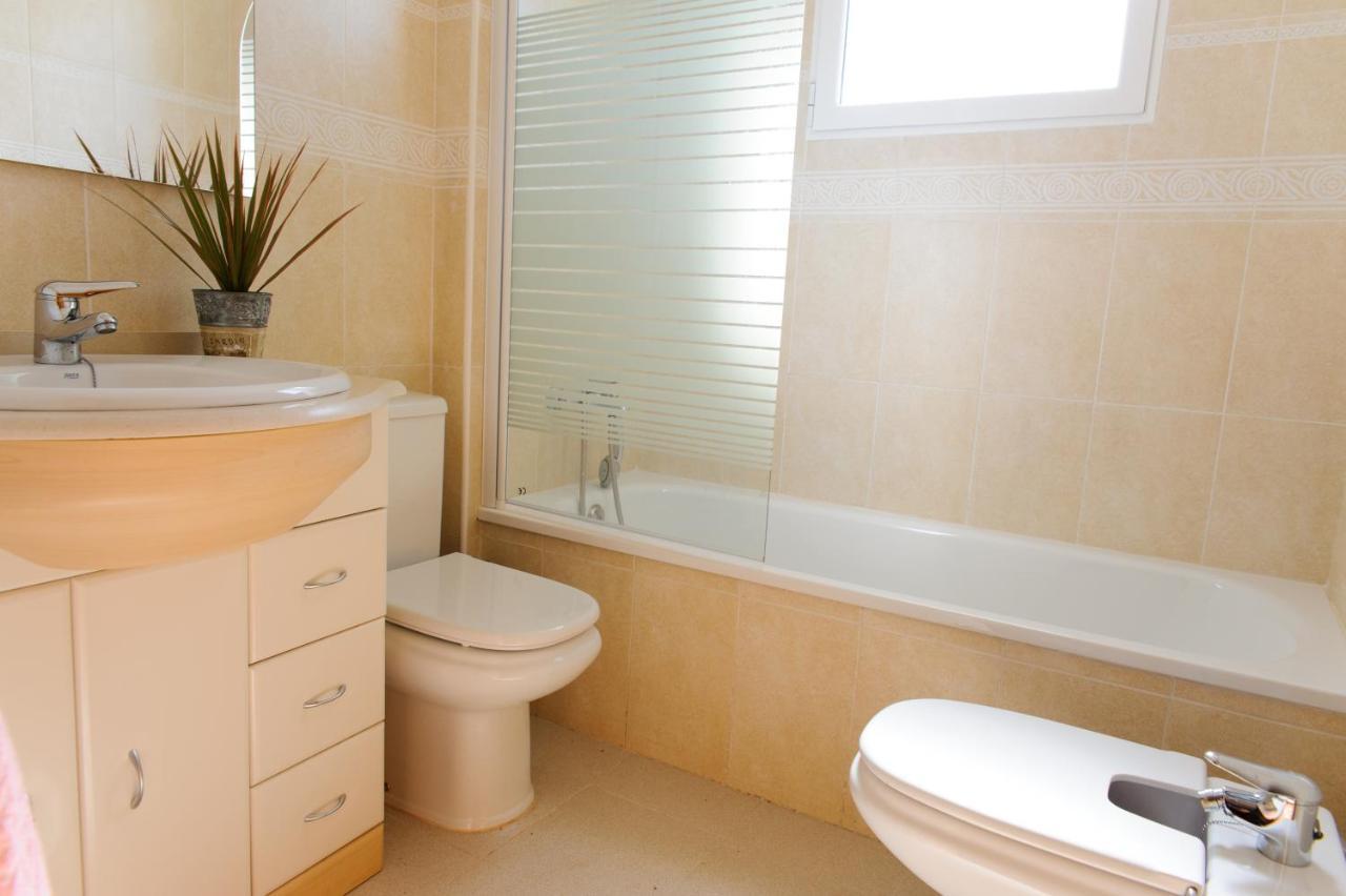 Chalet Coral Дения Екстериор снимка